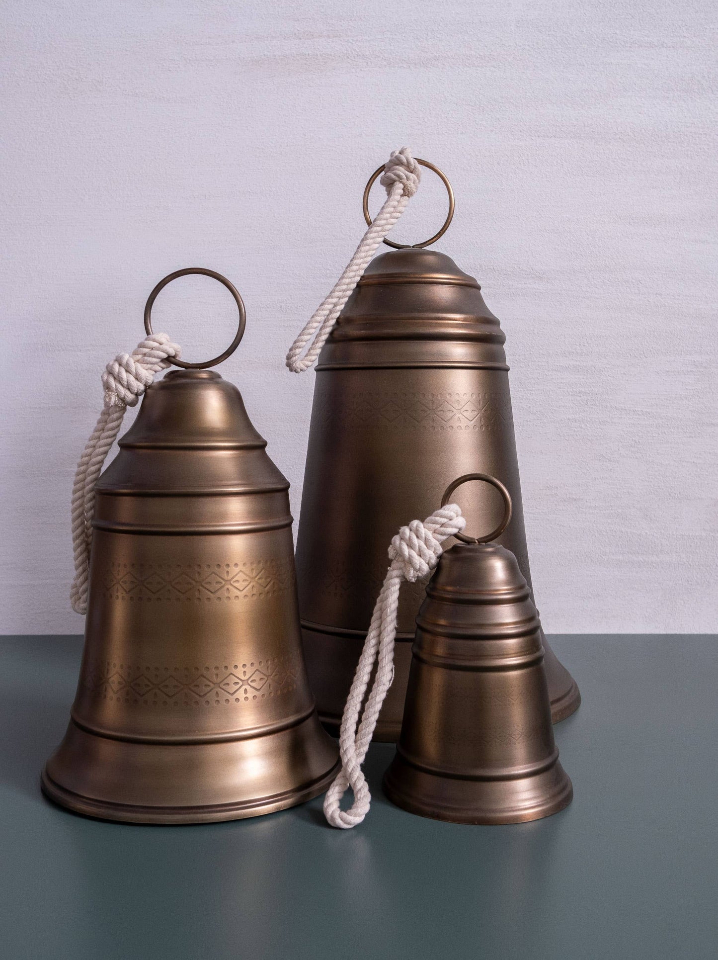 Bell Small