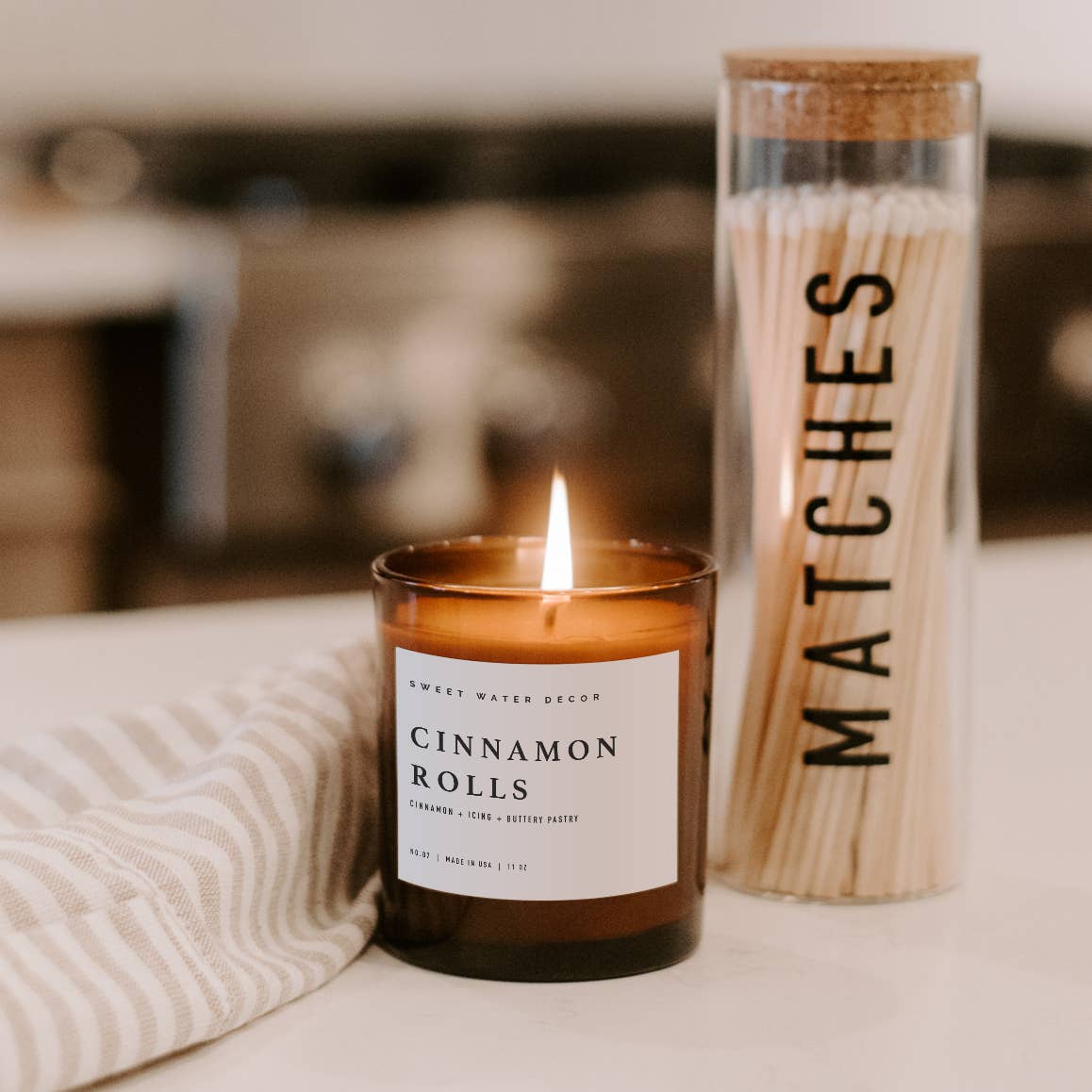Cinnamon Rolls Soy Candle - Amber Jar - 11 oz