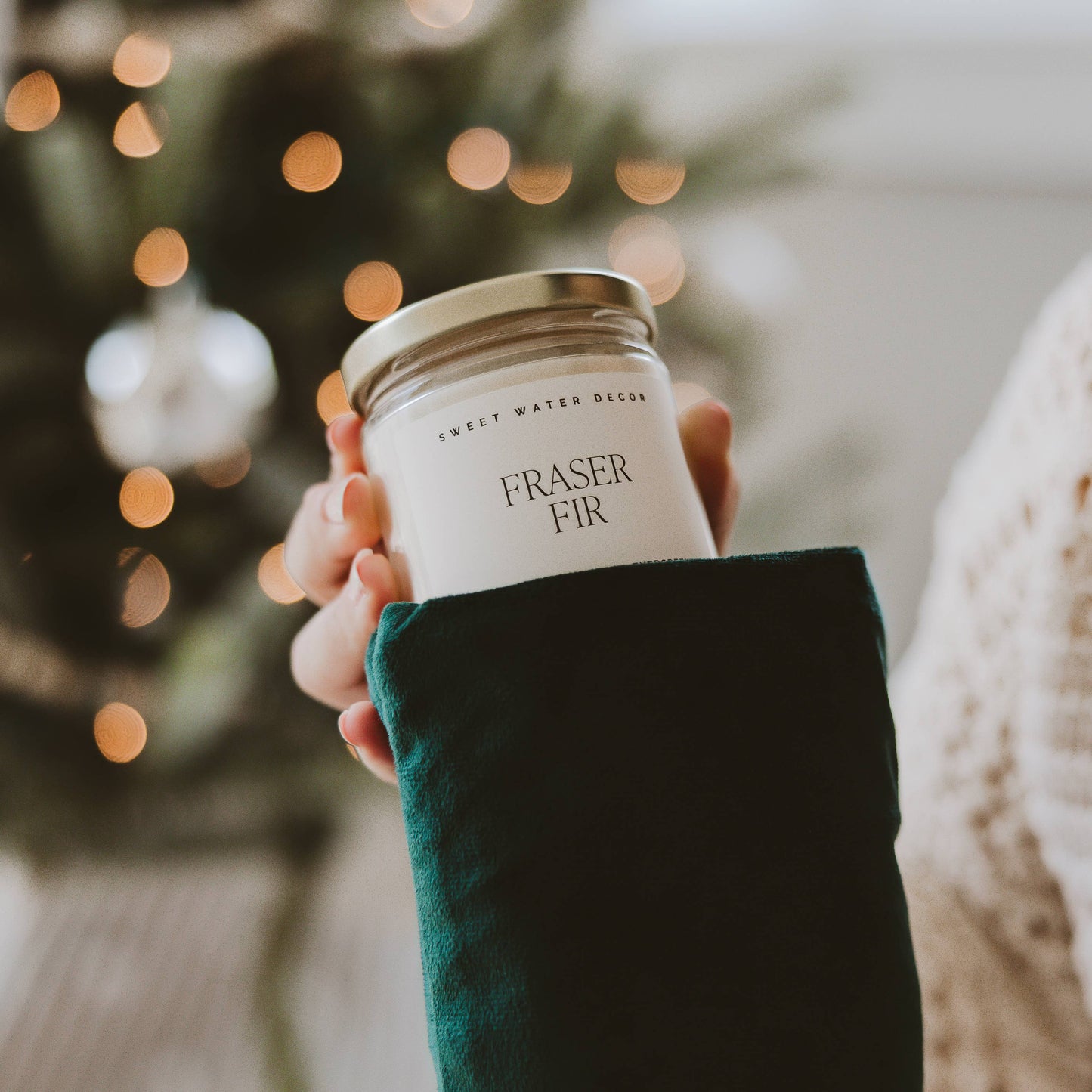 Fraser Fir 9 oz Soy Candle - Christmas Decor & Gifts