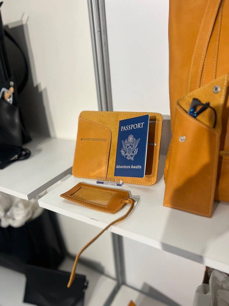 Passport Wallet: Emerald