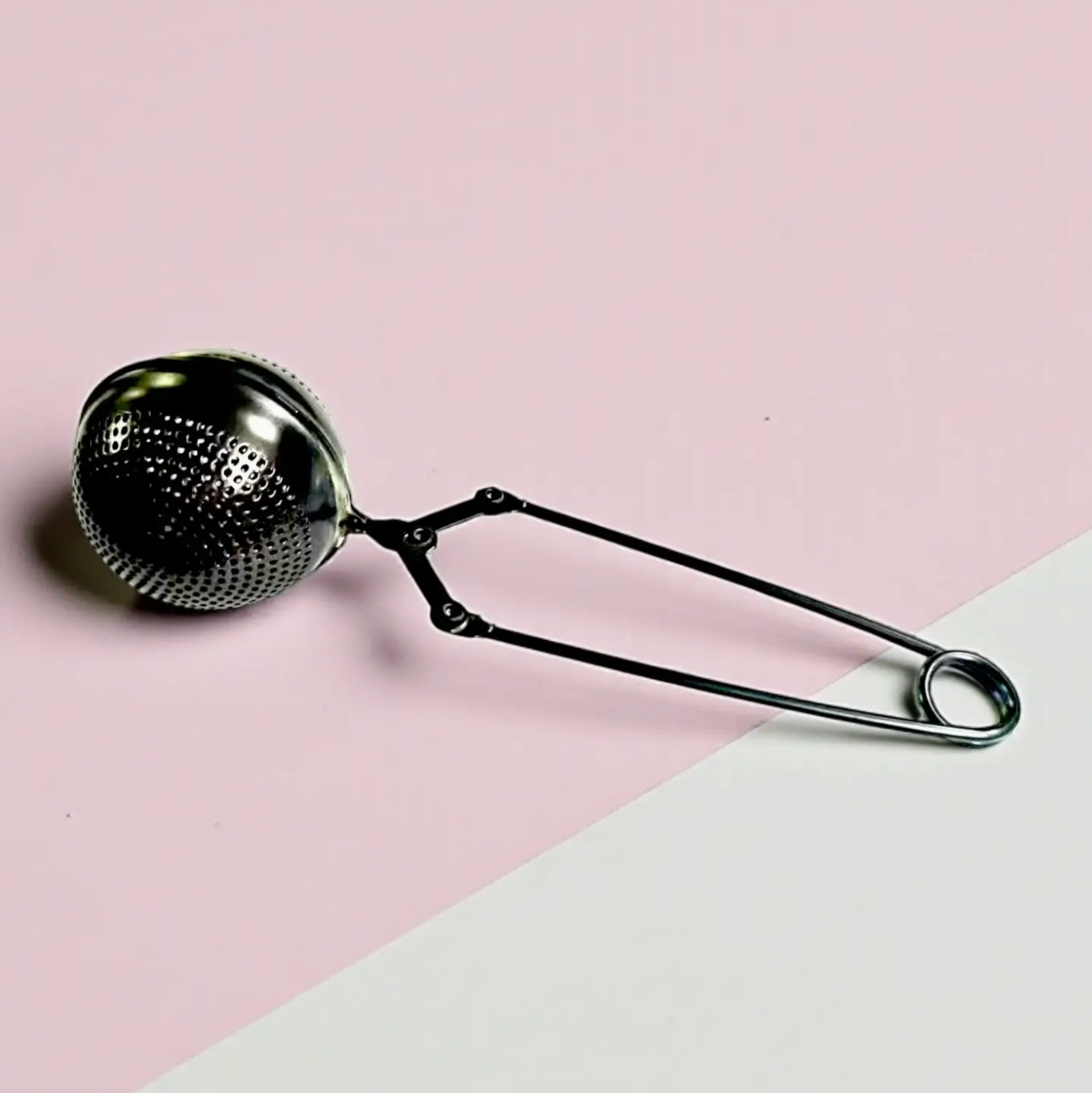 Stainless Steel Tea Strainer | Faire Market Bestseller: Silver